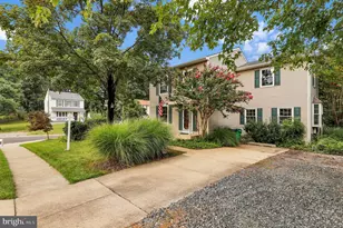 7922 Red Barn Way, Elkridge, MD 21075 - Photo 1