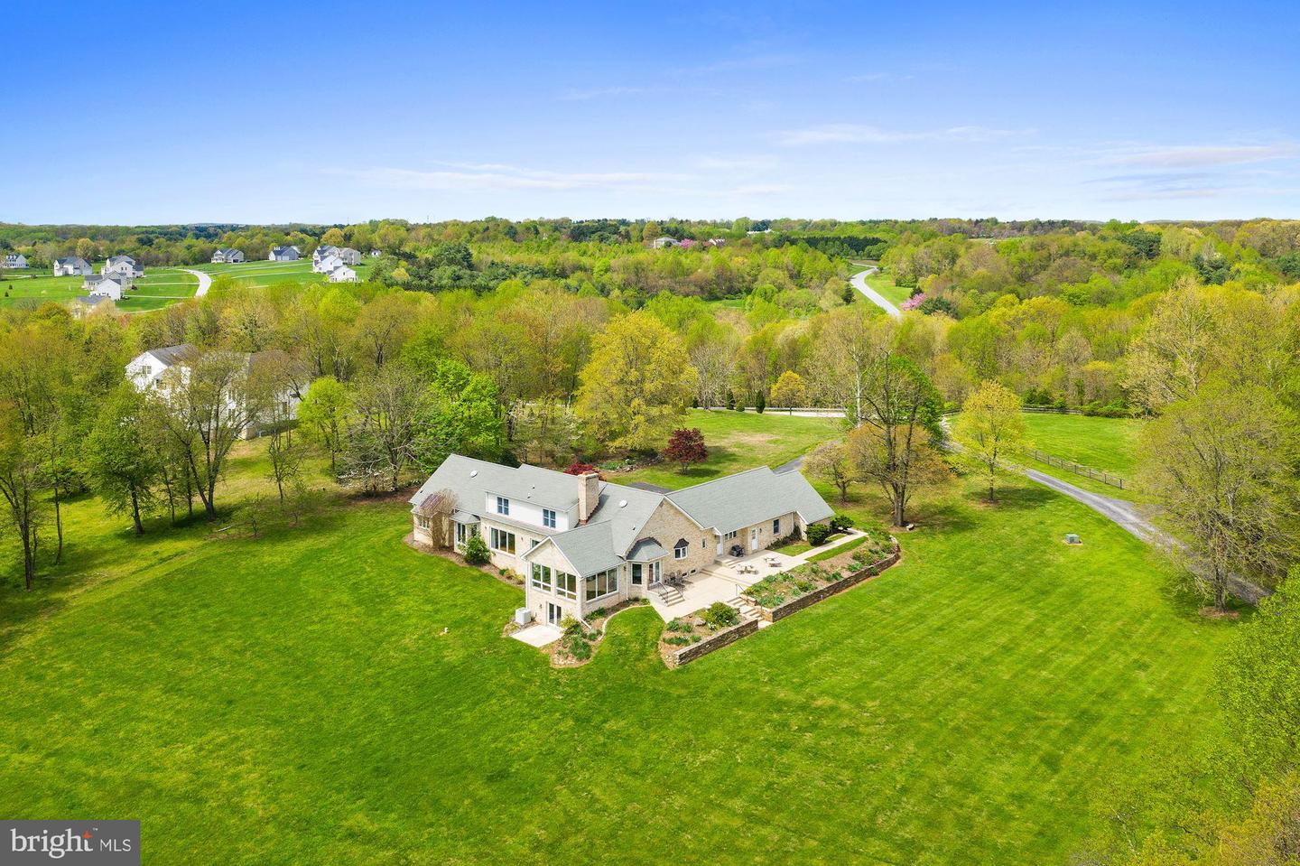 610/612 Sobrina Farms Ct, Woodbine, MD 21797 MLS MDHW262234