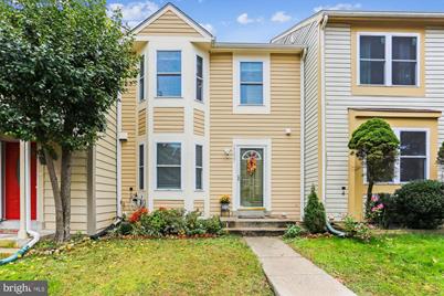 19227 Wheatfield Terrace, Gaithersburg, MD 20879 - Photo 1