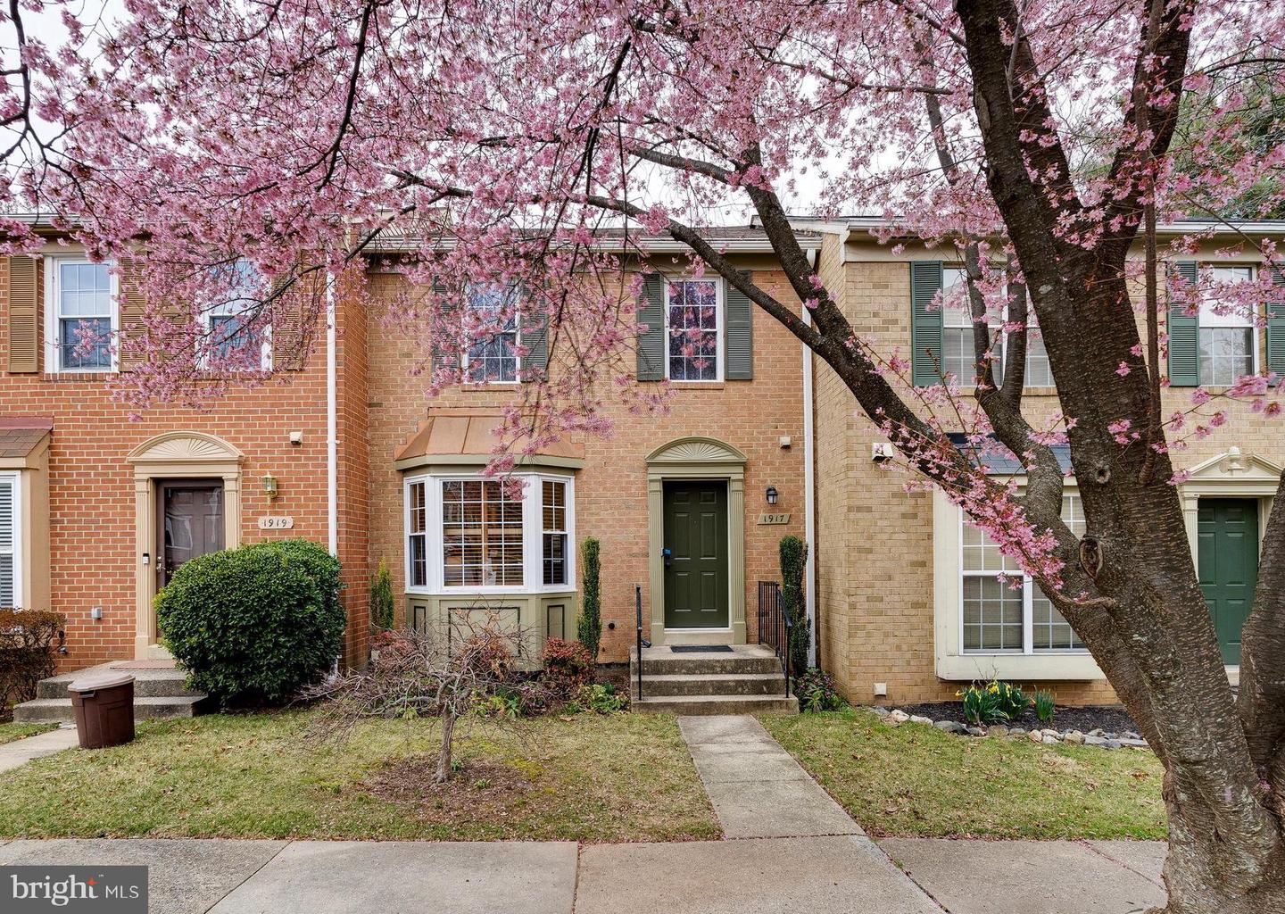 1917 Brightleaf Ct, Silver Spring, MD 20902 MLS MDMC2083776