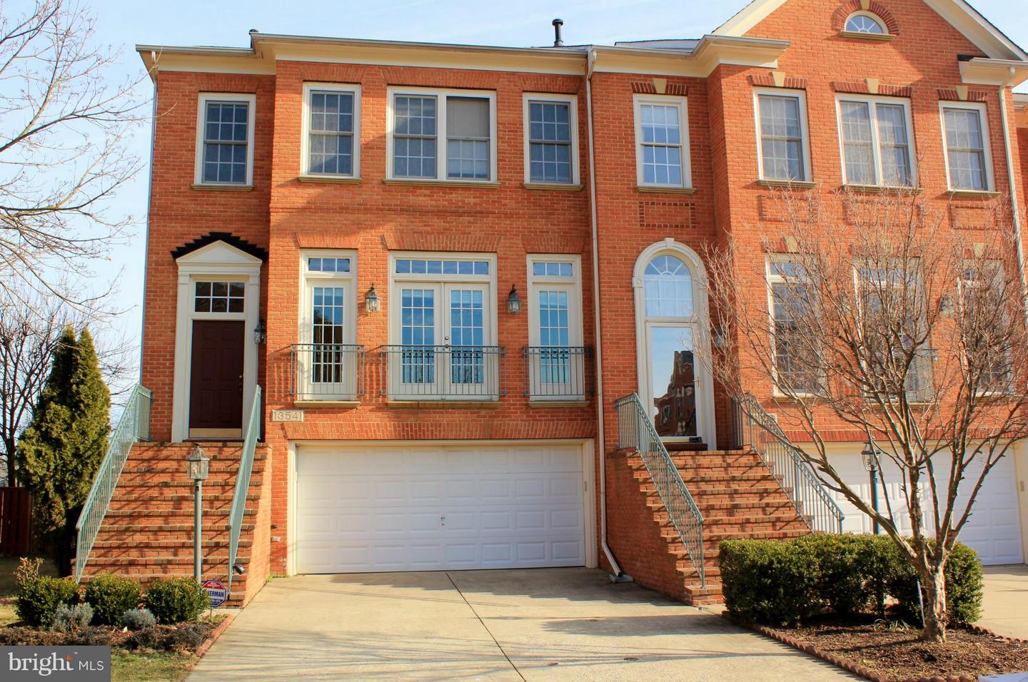 13541 Flowerfield Dr, Potomac, MD 20854 MLS MDMC2085668 Coldwell Banker