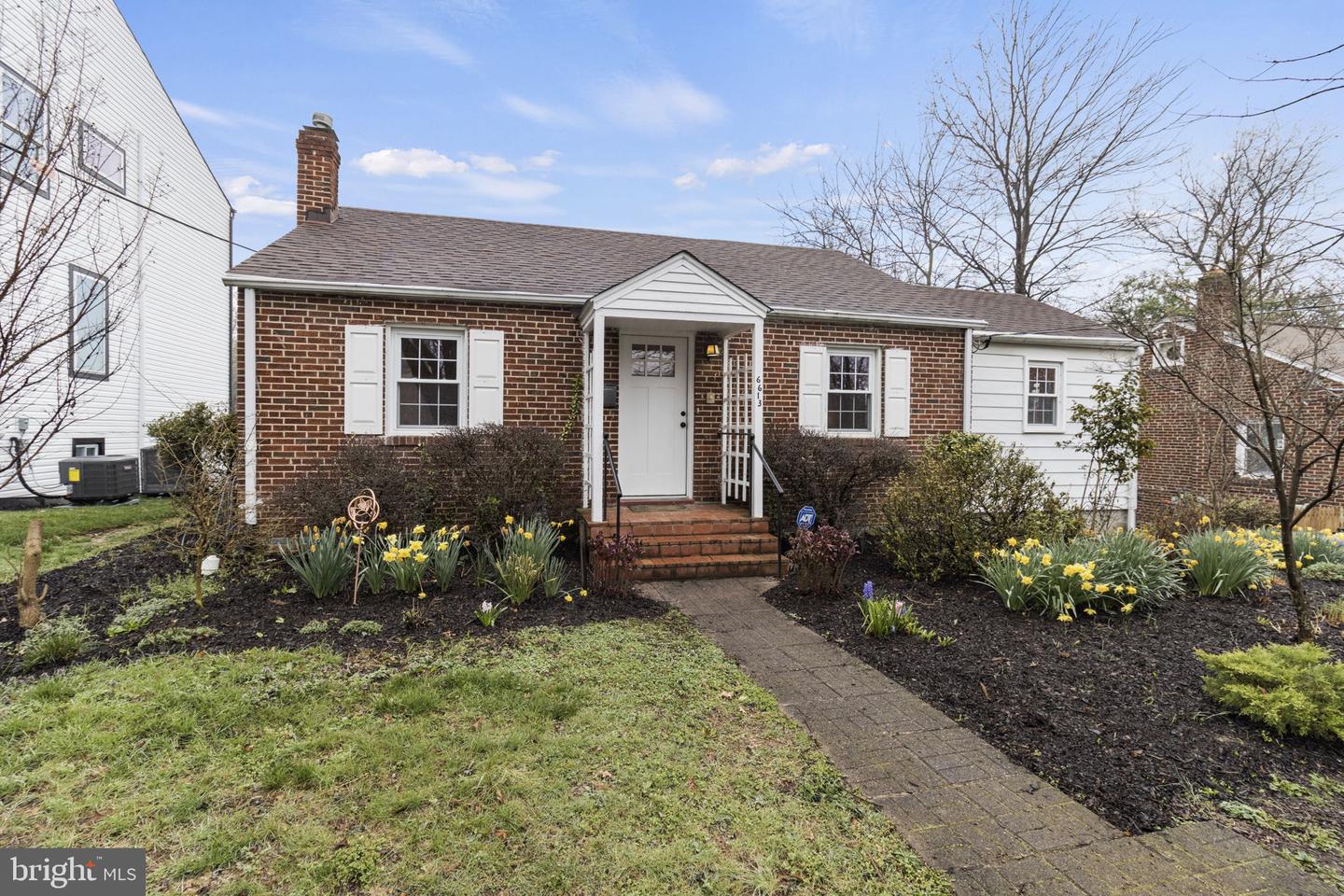 6613 Gude Ave, Takoma Park, MD 20912 MLS MDMC2087172 Coldwell Banker