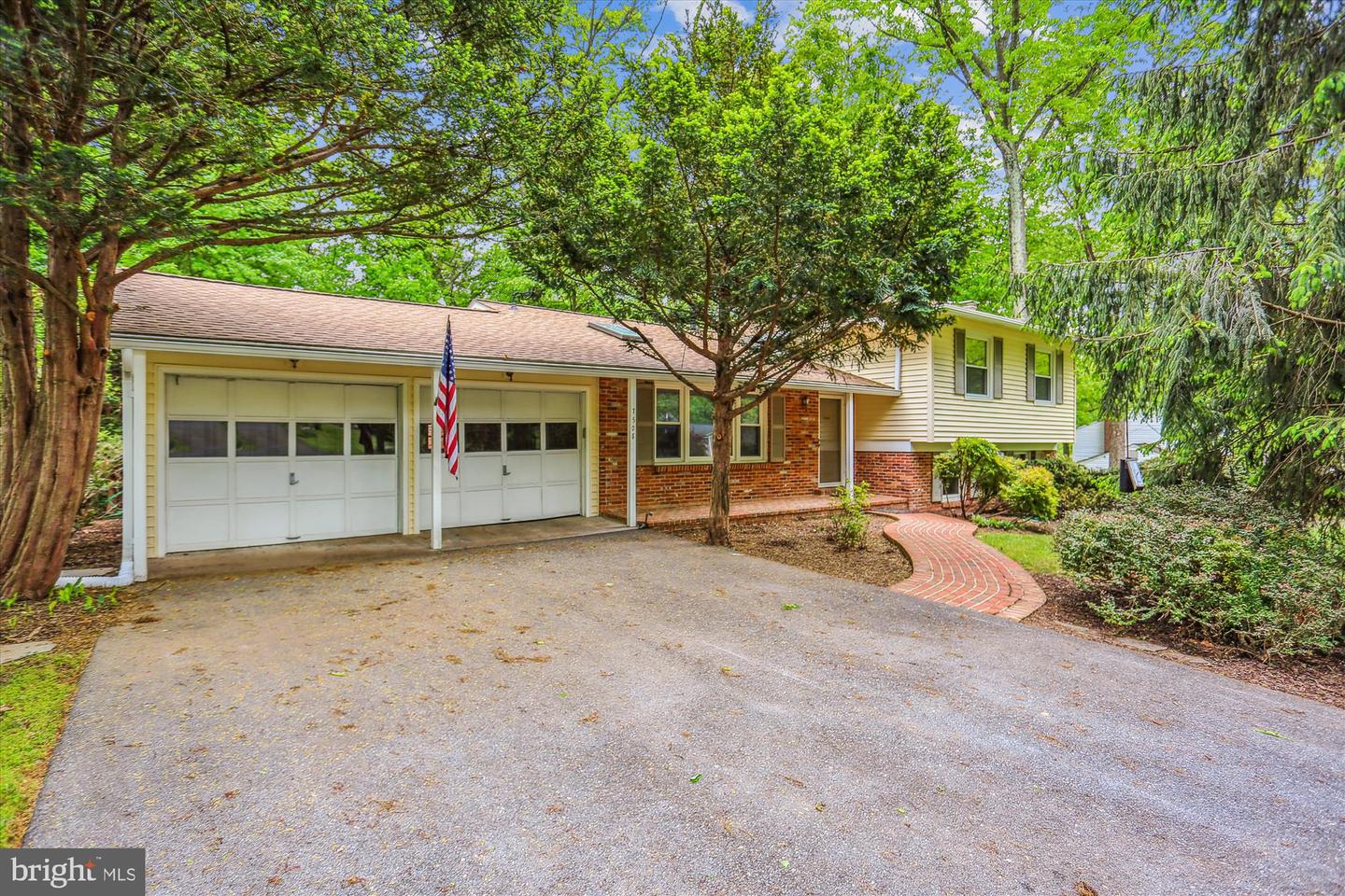 7508 Dew Wood Dr, Derwood, MD 20855 MLS MDMC2091184 Coldwell Banker