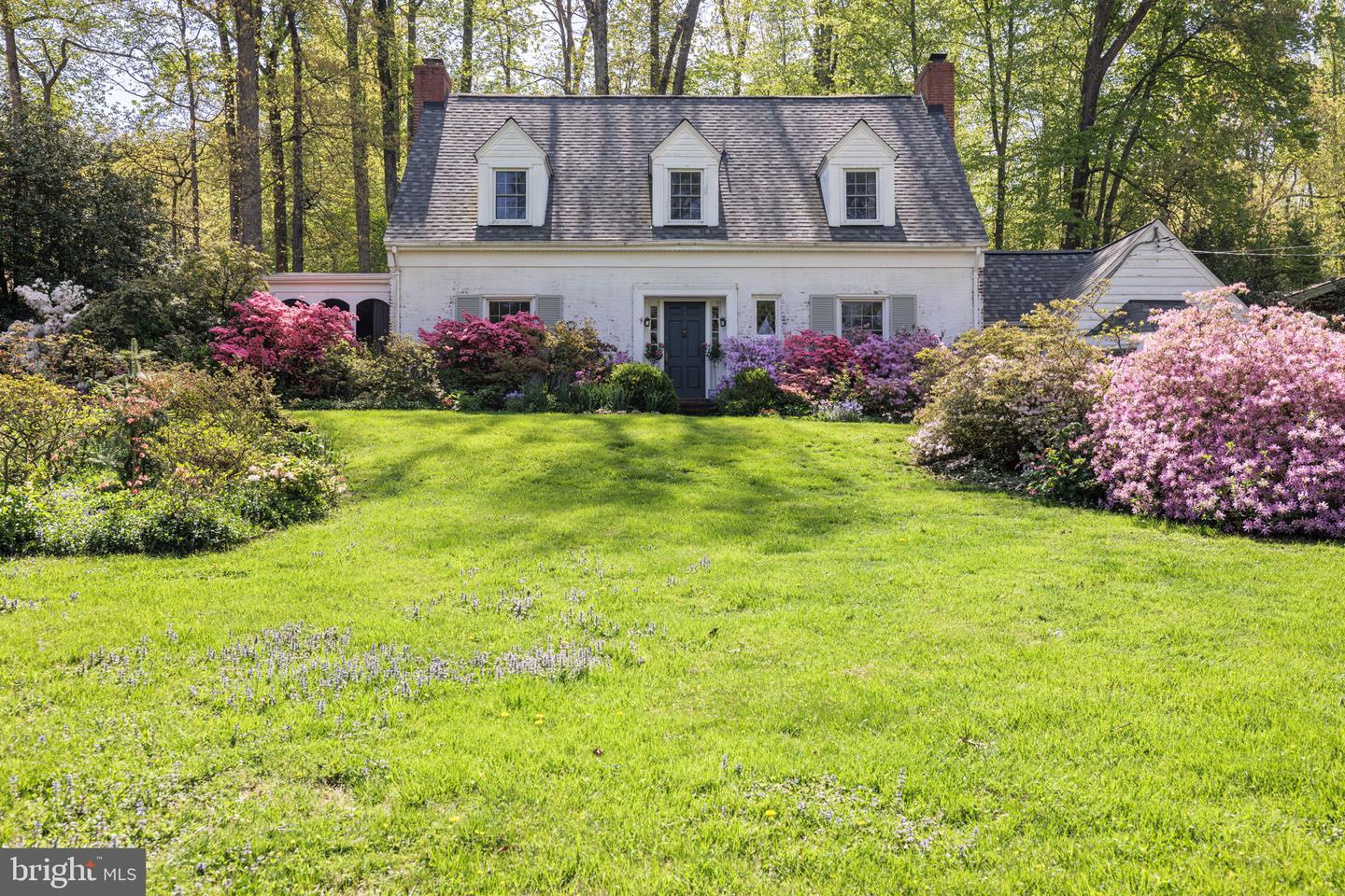 8511 Burning Tree Rd, Bethesda, MD 20817 MLS MDMC2119724 Coldwell