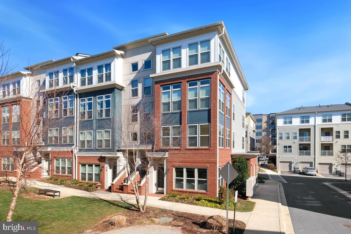 123 Copley Cir 35A, Gaithersburg, MD 20878 MLS MDMC2121066