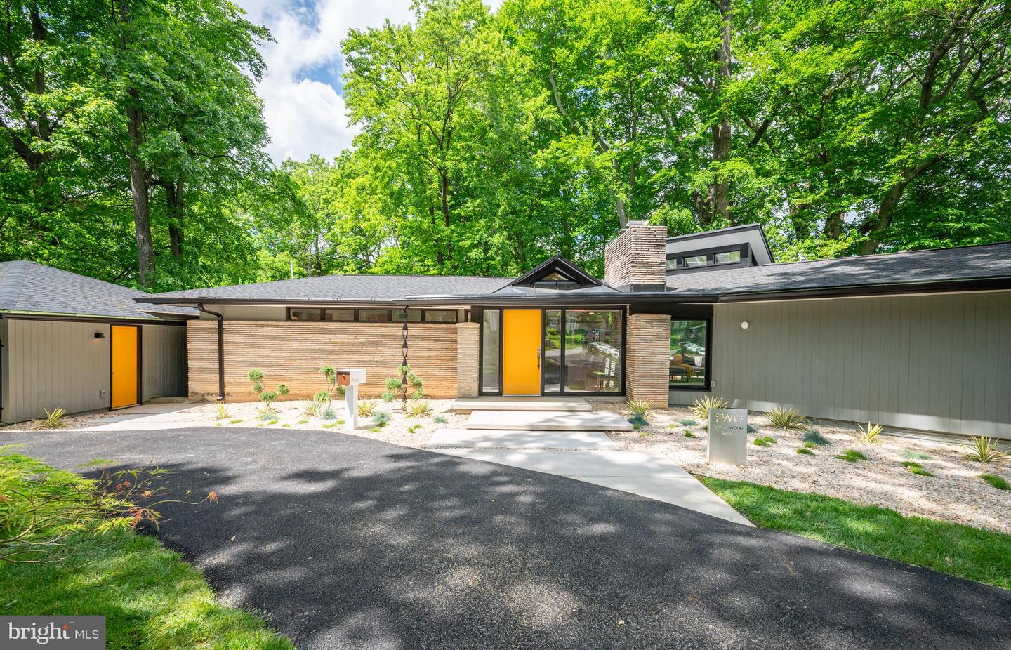 2 Buttonwood Ln, Bethesda, MD 20816 MLS MDMC2131926 Coldwell Banker