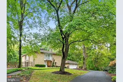 9420 Garden Court, Potomac, MD 20854 - Photo 1