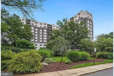 7333 New Hampshire Avenue #1001, Takoma Park, MD 20912 - Photo 1