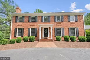 11013 Homeplace Ln, Potomac, MD 20854 - Photo 1