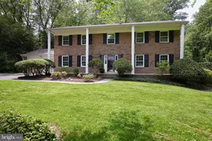 7811 Charleston Dr, Bethesda, MD 20817 - Photo 1