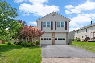 17220 Larosa Dr, Rockville, MD 20855 - Photo 1