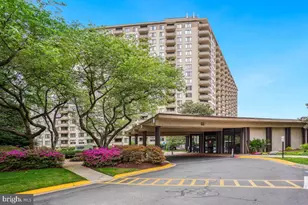 5225 Pooks Hill Rd, Bethesda, MD 20814 - Photo 1