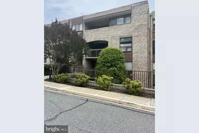 423 Christopher Avenue #22, Gaithersburg, MD 20879 - Photo 1
