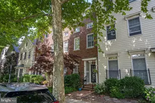 370 Hart Rd, Gaithersburg, MD 20878 - Photo 1