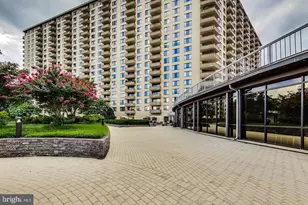 5225 Pooks Hill Rd, Bethesda, MD 20814 - Photo 1