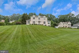 2825 Cabin Creek Dr, Burtonsville, MD 20866 - Photo 1