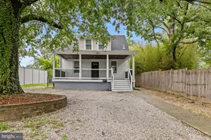 950 East-West Hwy, Takoma Park, MD 20912 - Photo 1