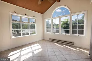 812 Forest Glen Rd, Silver Spring, MD 20901 - Photo 9