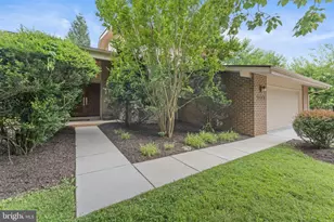 11141 Broad Green Dr, Potomac, MD 20854 - Photo 1