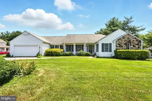 16235 Deer Lake Rd, Rockville, MD 20855 - Photo 1