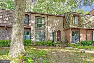 10927 Deborah Dr, Potomac, MD 20854 - Photo 1