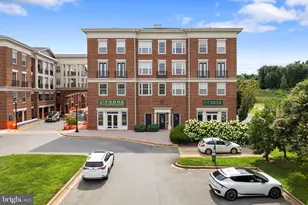 8 Granite Pl, Gaithersburg, MD 20878 - Photo 1