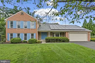 6 Thorburn Ct, Gaithersburg, MD 20878 - Photo 1