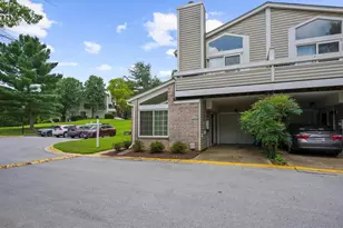 9800 Islandside Dr, Gaithersburg, MD 20886 - Photo 1