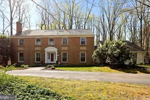 10104 Logan Dr, Potomac, MD 20854 - Photo 1