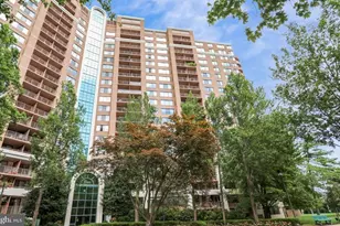 10101 Grosvenor Pl, Rockville, MD 20852 - Photo 1