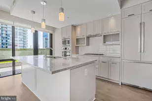 4960 Fairmont Ave, Bethesda, MD 20814 - Photo 1