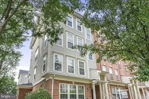 341 Cross Green St, Gaithersburg, MD 20878 - Photo 1