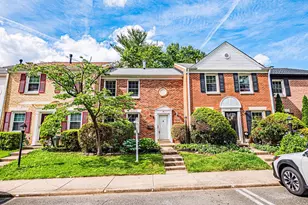 29 Longmeadow Dr, Gaithersburg, MD 20878 - Photo 1