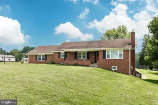 18017 Muncaster, Derwood, MD 20855 - Photo 1