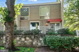 4979 Battery Ln, Bethesda, MD 20814 - Photo 1