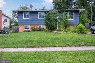 14402 Woodcrest Dr, Rockville, MD 20853 - Photo 1