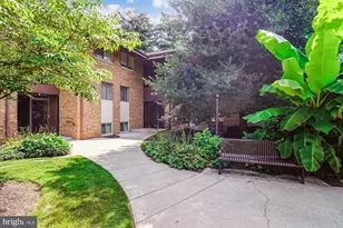 18709 Walkers Choice Rd, Montgomery Village, MD 20886 - Photo 1