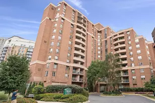 4808 Moorland Ln, Bethesda, MD 20814 - Photo 1