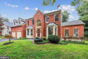 13 Climbing Rose Ct, Rockville, MD 20850 - Photo 1