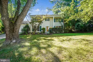 12119 Greenleaf Ave, Potomac, MD 20854 - Photo 1