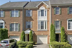 18007 Foxworth Ct, Germantown, MD 20874 - Photo 1