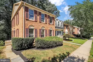 10119 Maple Leaf Dr, Gaithersburg, MD 20886 - Photo 1