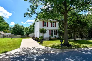 19607 Kildonan Dr, Gaithersburg, MD 20879 - Photo 1