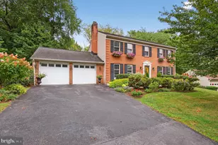 5 Turnham Ct, Gaithersburg, MD 20878 - Photo 1