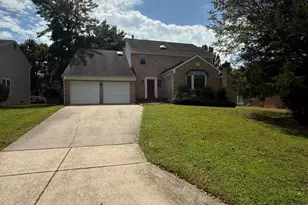 10 Candlelight Ct, Rockville, MD 20854 - Photo 1