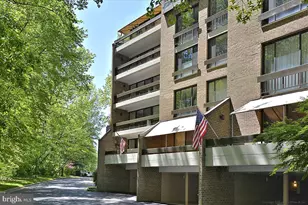 4928 Sentinel Dr, Bethesda, MD 20816 - Photo 1