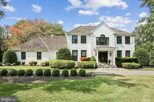 9011 Saunders Ln, Bethesda, MD 20817 - Photo 1