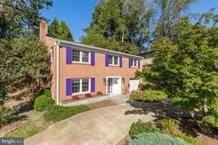 9406 Pin Oak Dr, Silver Spring, MD 20910 - Photo 1