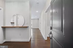 210 Decoverly Dr, Gaithersburg, MD 20878 - Photo 1