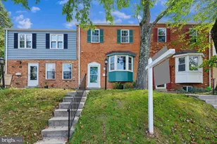 39 Orchard Dr, Gaithersburg, MD 20878 - Photo 1